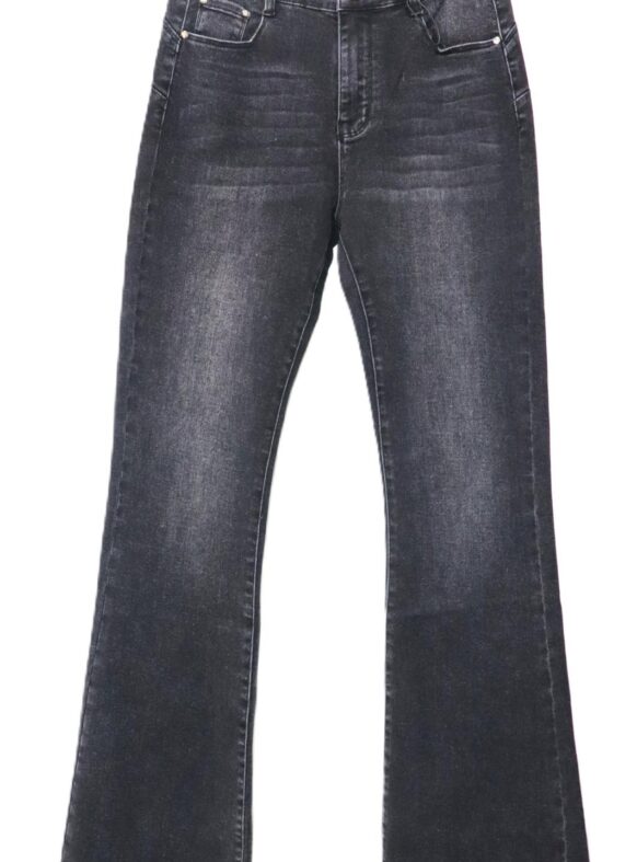 * JEANS FIT. ZAMPA PUSH UP