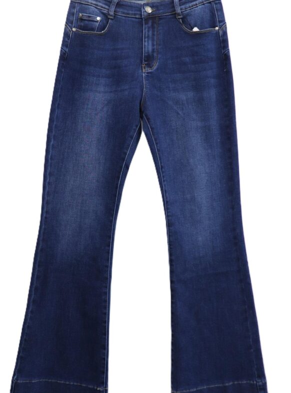 * JEANS FIT. ZAMPA PUSH UP
