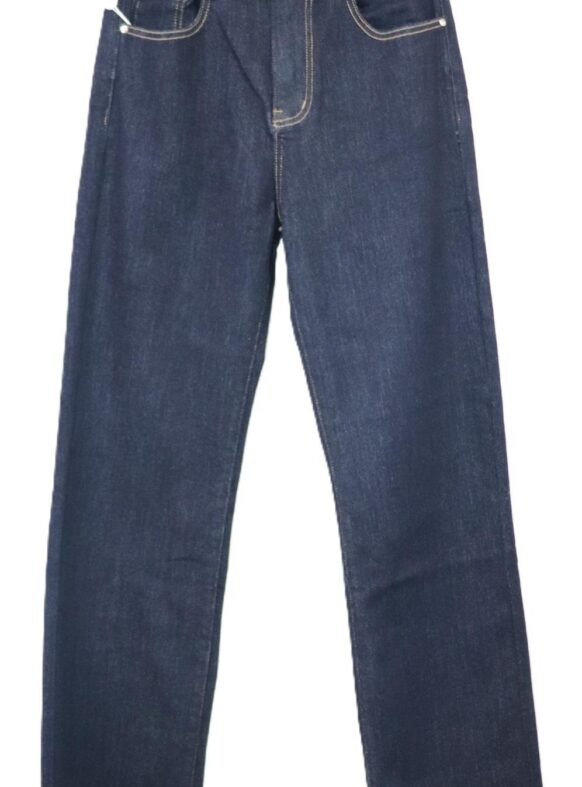 * JEANS FIT. REGULAR